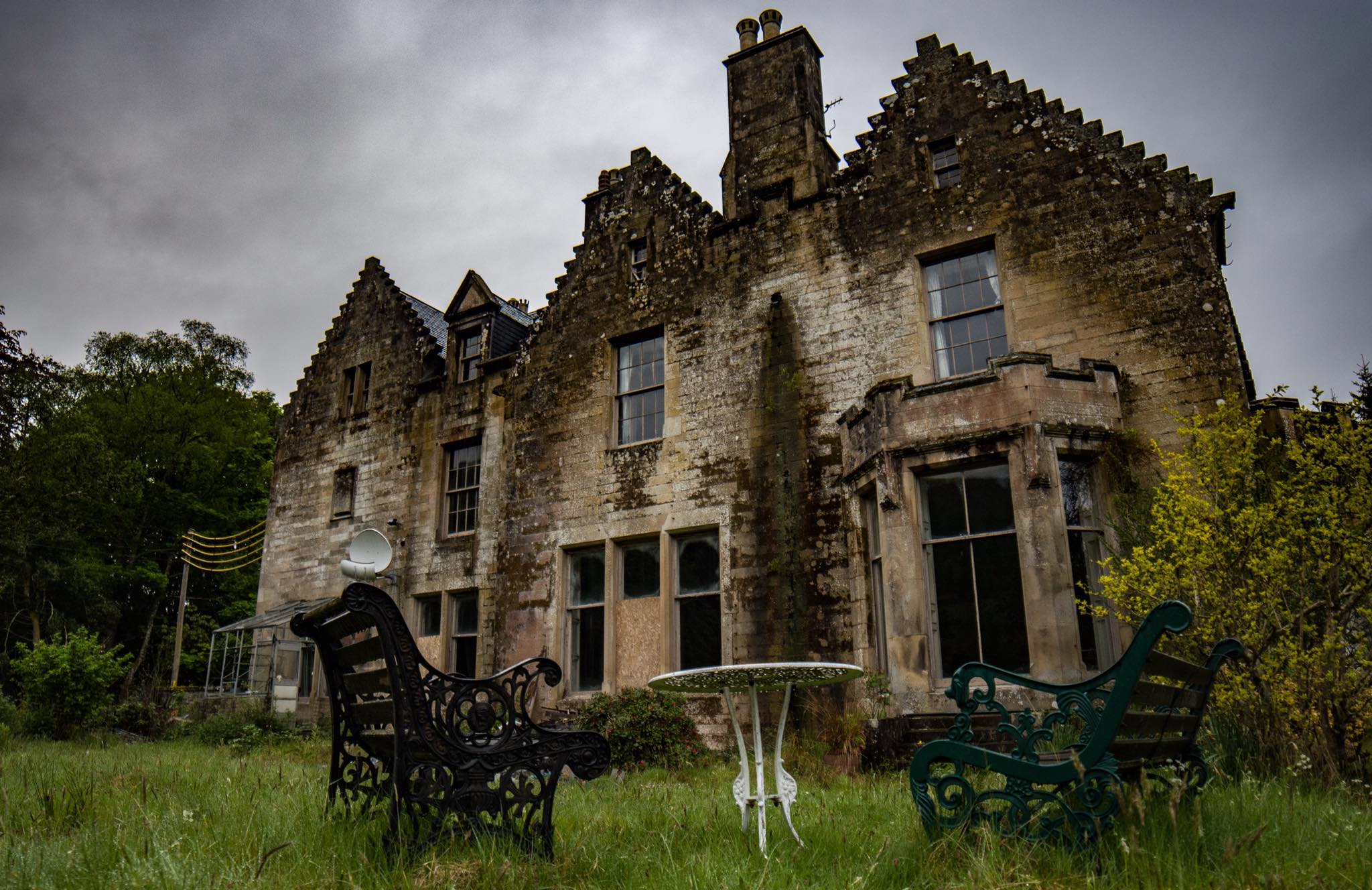 Stunning Photos Show Abandoned Mansion Designed By Famous Scottish 