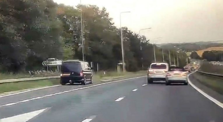 Terrifying moment three vehicles swerve and brake check in ...