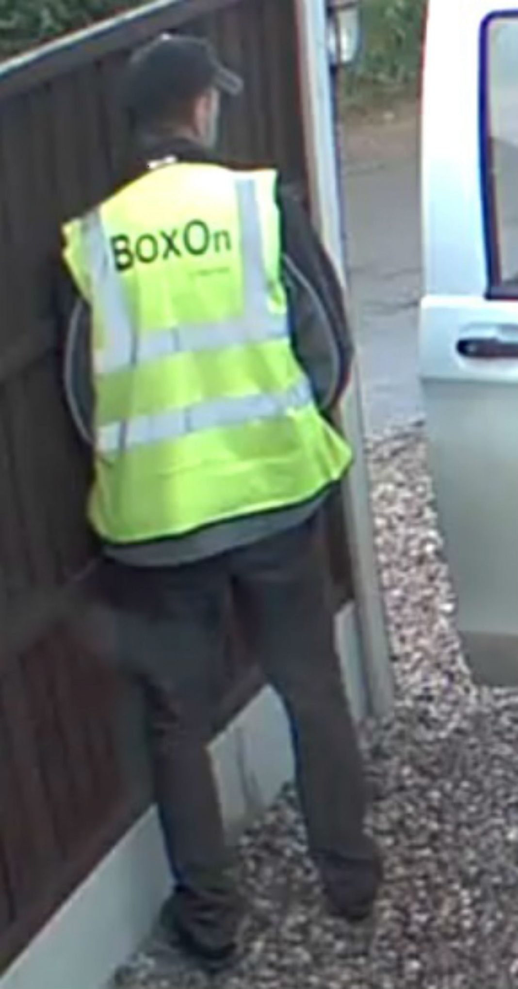 Amazon Sack Delivery Man Caught Urinating In Driveway On Cctv