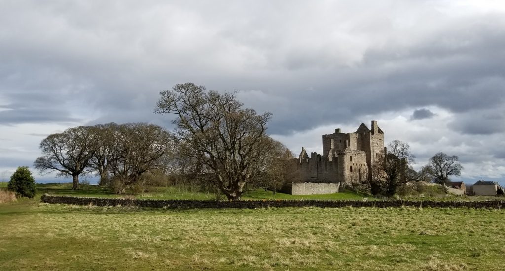 Craigmillar castle landscape - Scottish News