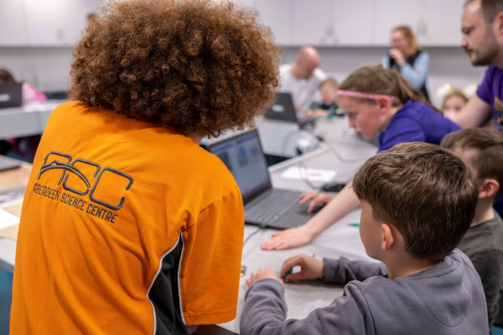 Aberdeen Science Centre staff member teaching children.