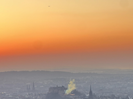 The cloud of green smoke could be seen from miles away. (C) Reddit.