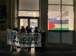 Students outside the finance building (C) EUJPS